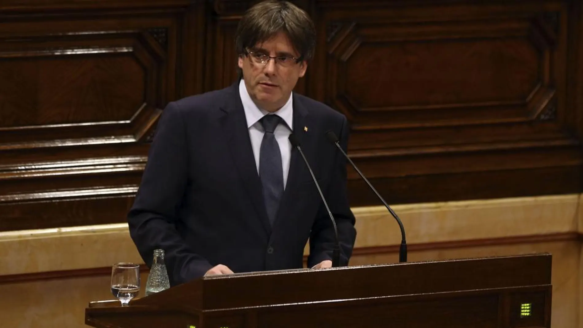 El presidente catalán, Carles Puigdemont, durante su intervención en el debate de la cuestión de confianza