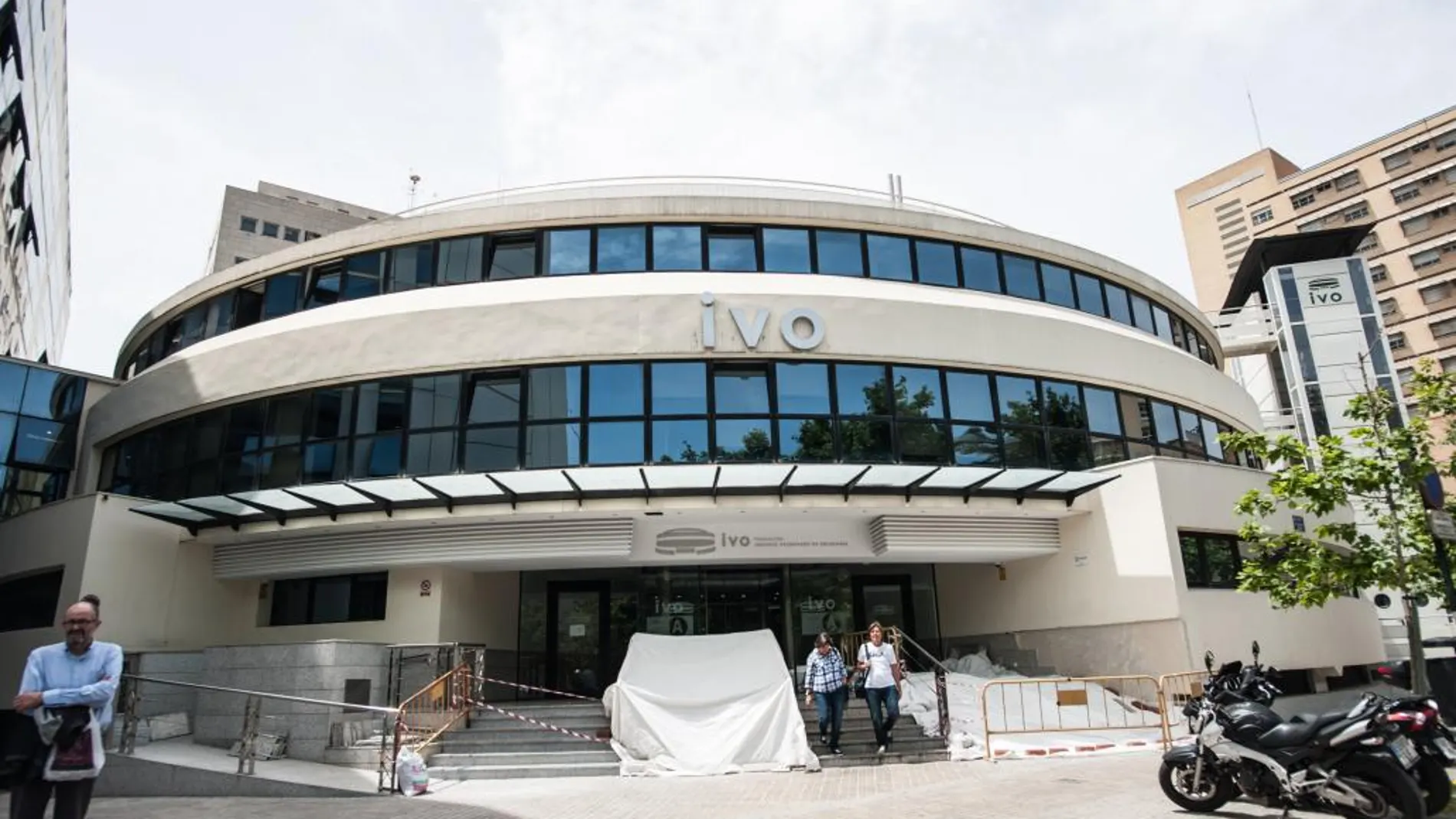 La negociación para la firma del contrato de acción concertada con el IVO se desatascó ayer por la mañana en el Palau de la Generalitat