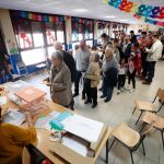 Las jóvenes han denunciado al apoderado de Vox por acoso