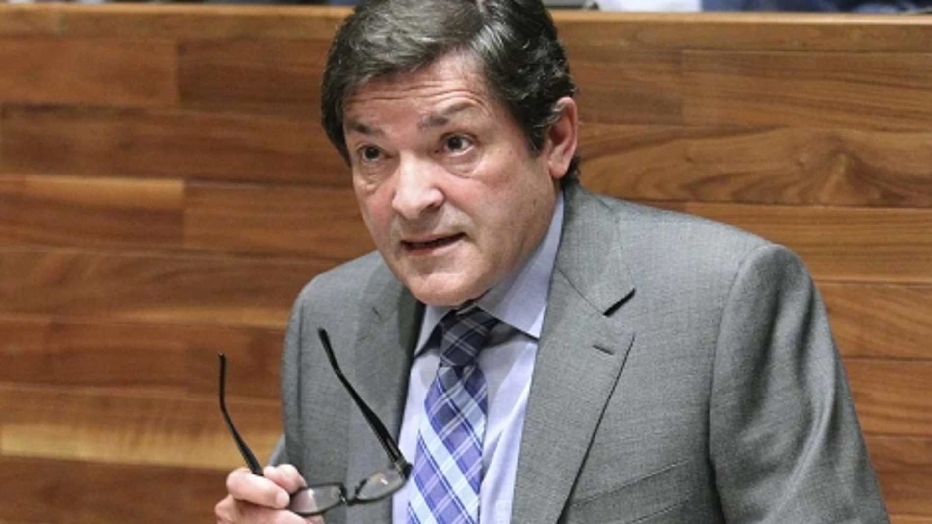 Javier Fernández, este martes en el Parlamento asturiano.