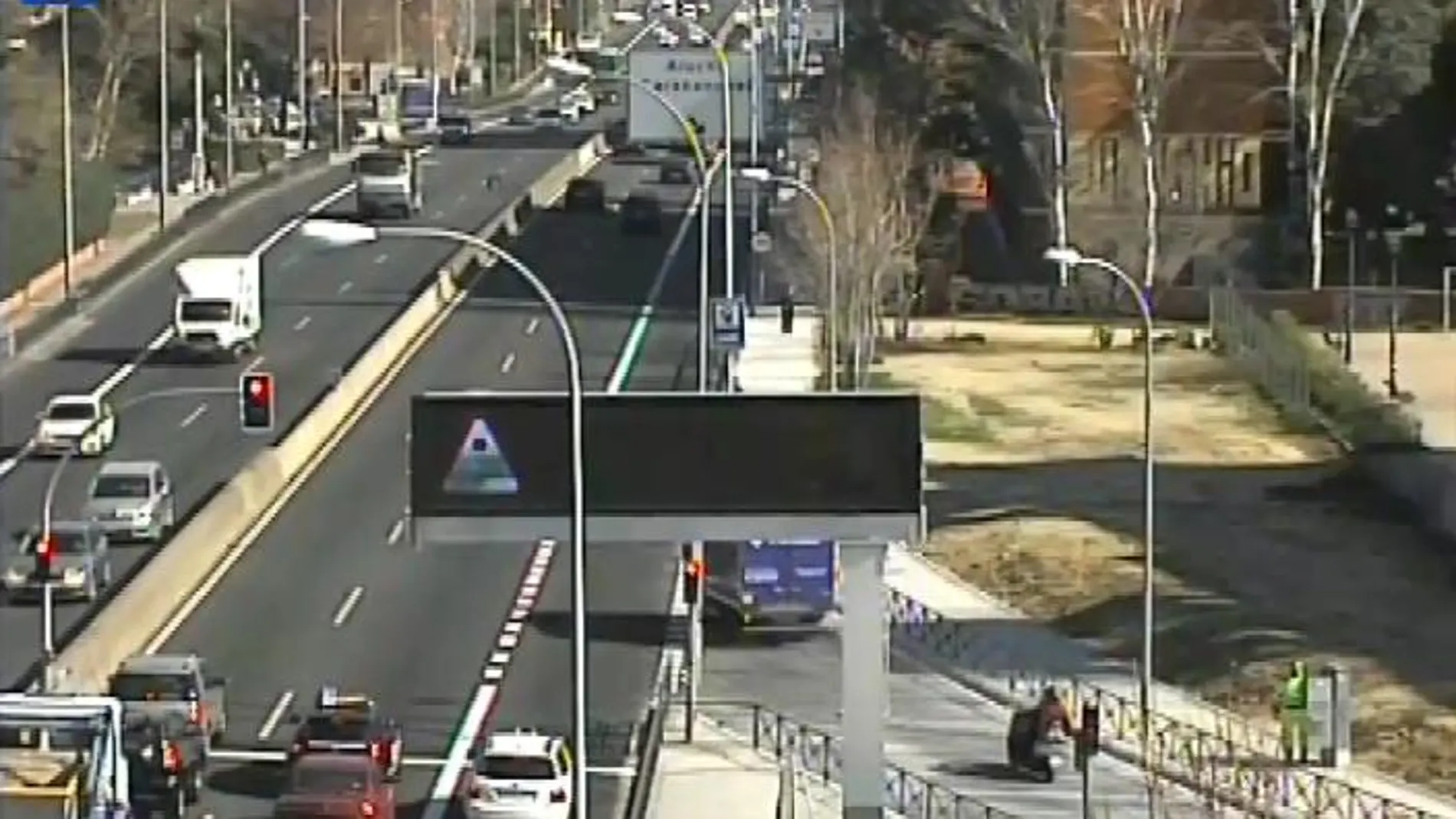 Los nuevos semáforos en una imagen de las cámaras facilitada por Movilidad Madrid