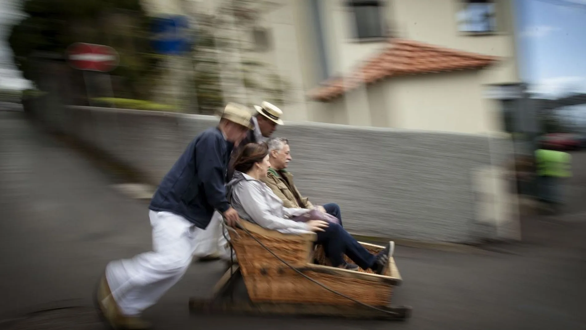 Una de las atracciones más típicas de Funchal son los llamados "carros de cesto"