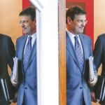 Méndez de Vigo y Catalá ayer se disponen a dar la rueda de prensa posterior al Consejo de Ministros en Moncloa. Cataluña volvió a ocupar gran parte de las cuestiones de los periodistas