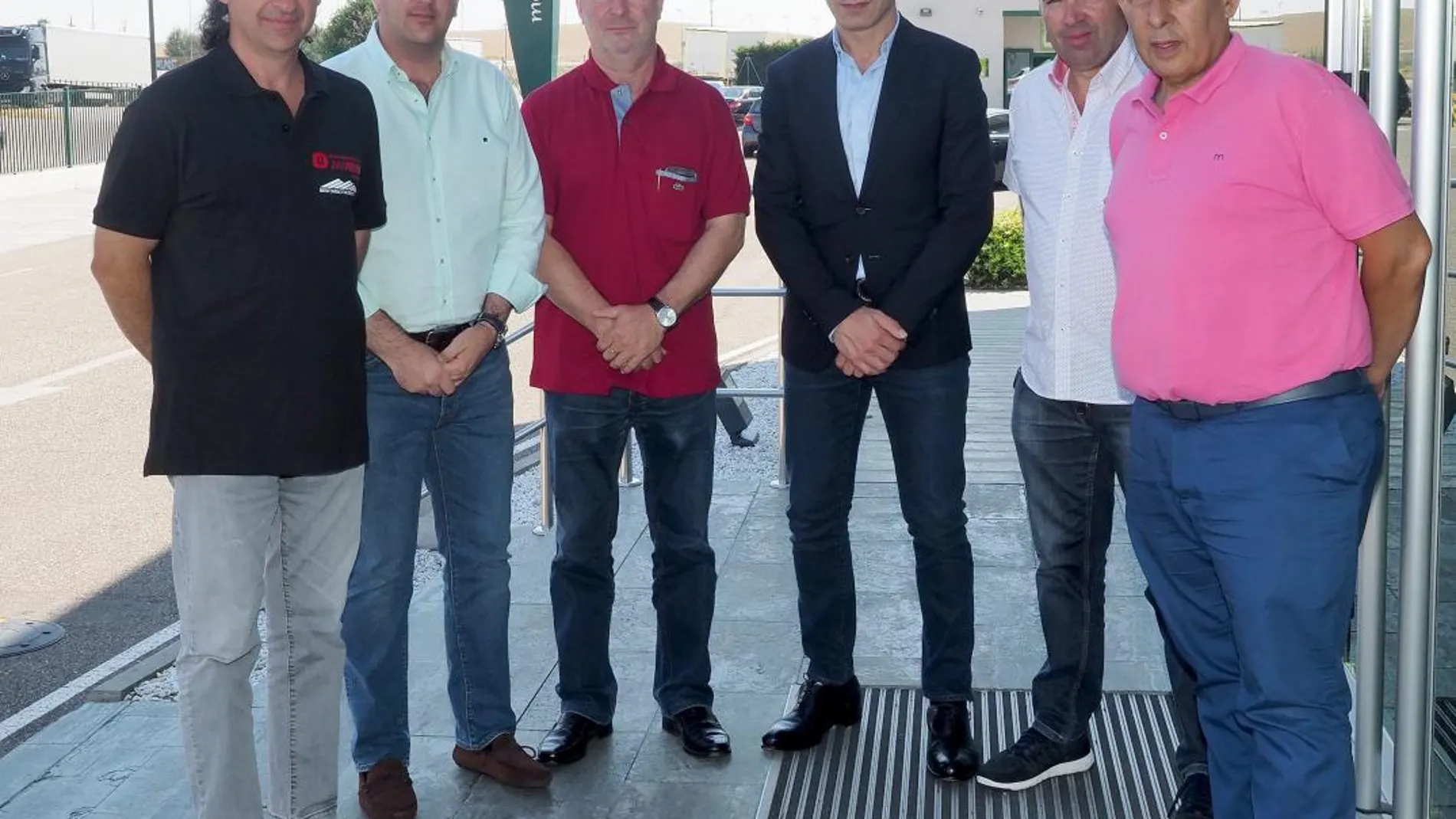 Javier Meléndez junto con representantes de las Opas agrarias regionales