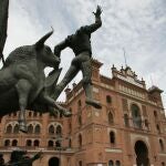 Exteriores de la plaza de toros de Las Ventas