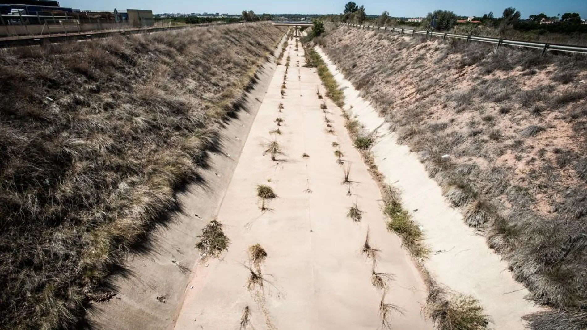 Las lluvias de finales del año pasado y principios de este no fueron suficientes para subir aumentar las reservas