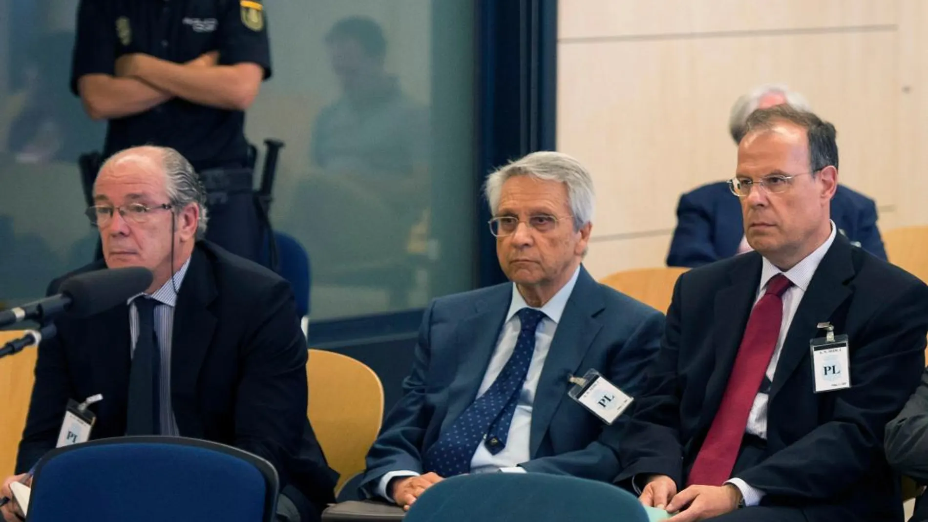 Gregorio Gorriarán, Julio Fernández Gayoso y José Luis Pego durante el juicio por las indemnizaciones millonarias/Foto: Efe