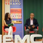 La presidenta de la Asociación de Empresarios de Hostelería de Valladolid, María José Hernández; la Vicerrectora de Estudiantes, Desarrollo del Talento y Compromiso Social, Silvia Sedano Campo; el presidente de la Academia de Gastronomía y Alimentación de Castilla y León y de la DO Cigales, Julio Valles; y la Directora del Curso, Mª Cruz Rey de las Moras