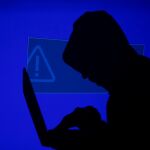 Las empresas españolas gastarán este año 1.307 millones de euros más en frenar a los piratas informáticos / Reuters