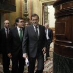 El presidente del Gobierno en funciones, Mariano Rajoy, en los pasillos del Congreso