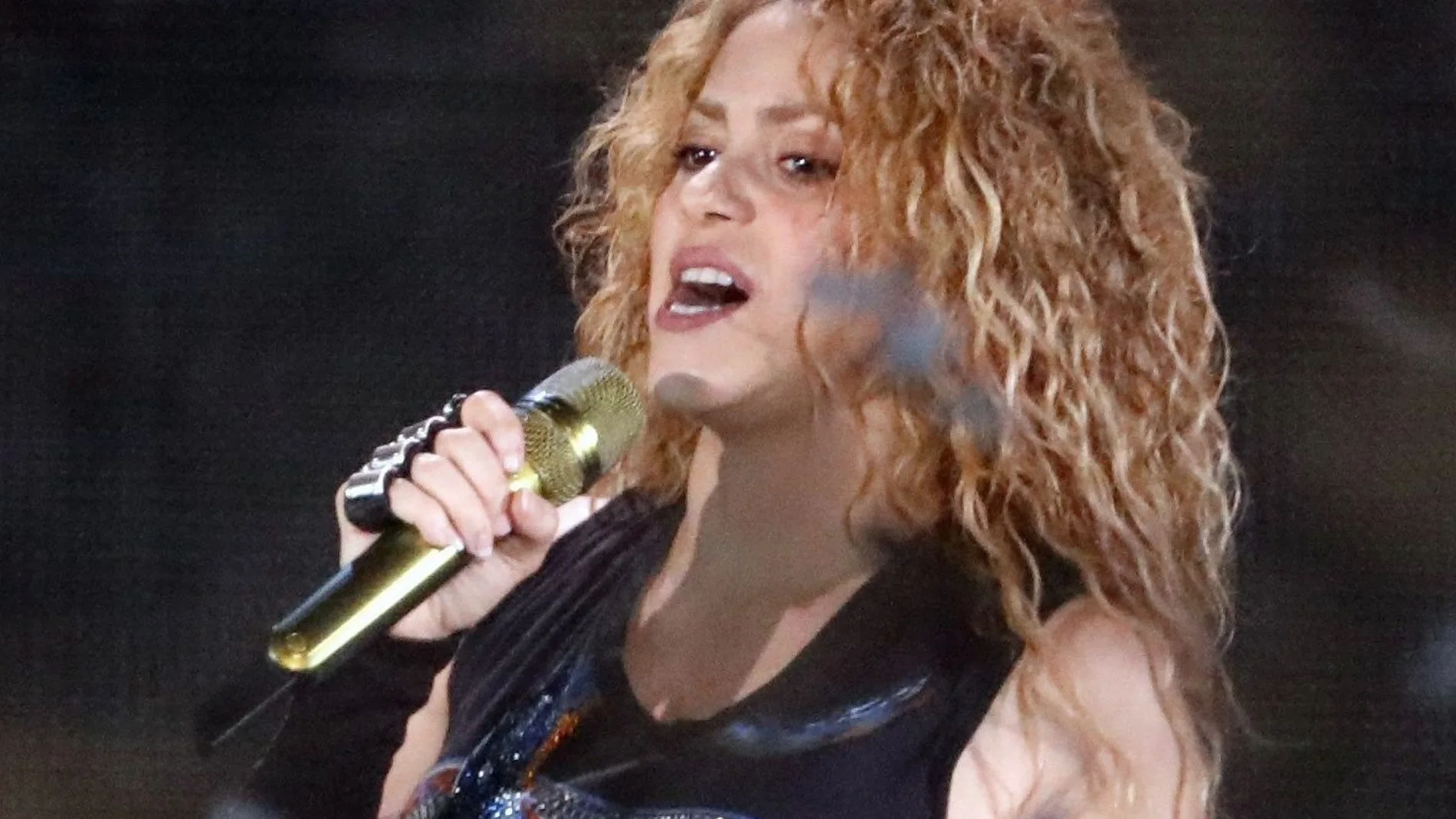 La cantante colombiana Shakira actúa en Bilbao este verano. EFE/Luis Tejido.