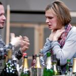 DON JUAN ENTRE ALCOHOL. Arteta, durante uno de los ensayos junto al director de escena Dmtri Tcherniakov