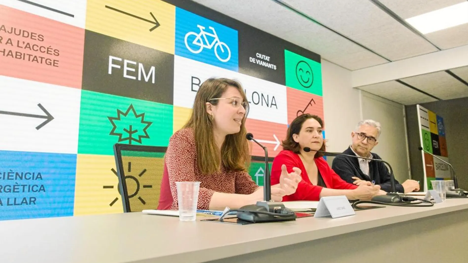 Colau deniega las ayudas para rehabilitar edificios con alquileres excesivos