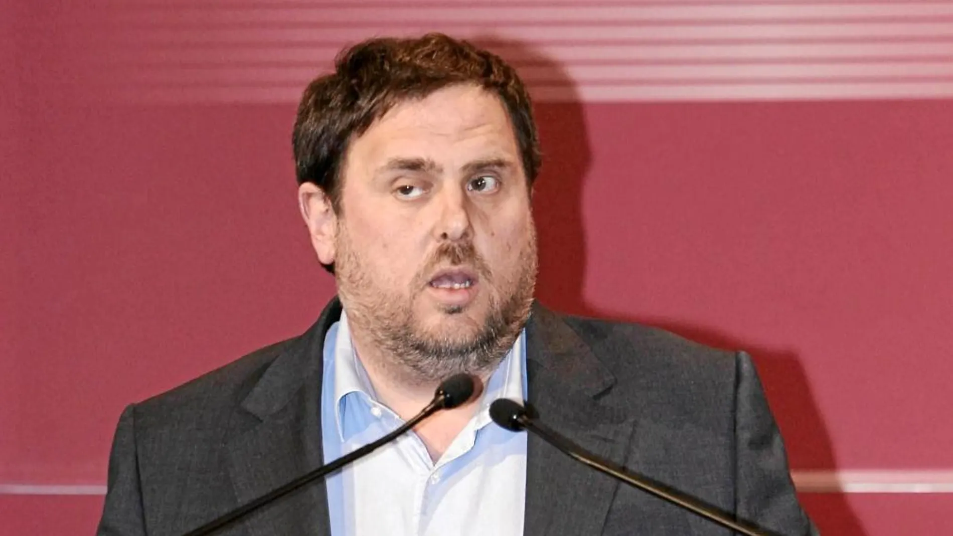 Oriol Junqueras participó en una conferencia organizada por la Cámara de Comercio donde trató de llevar a los empresarios a su terreno