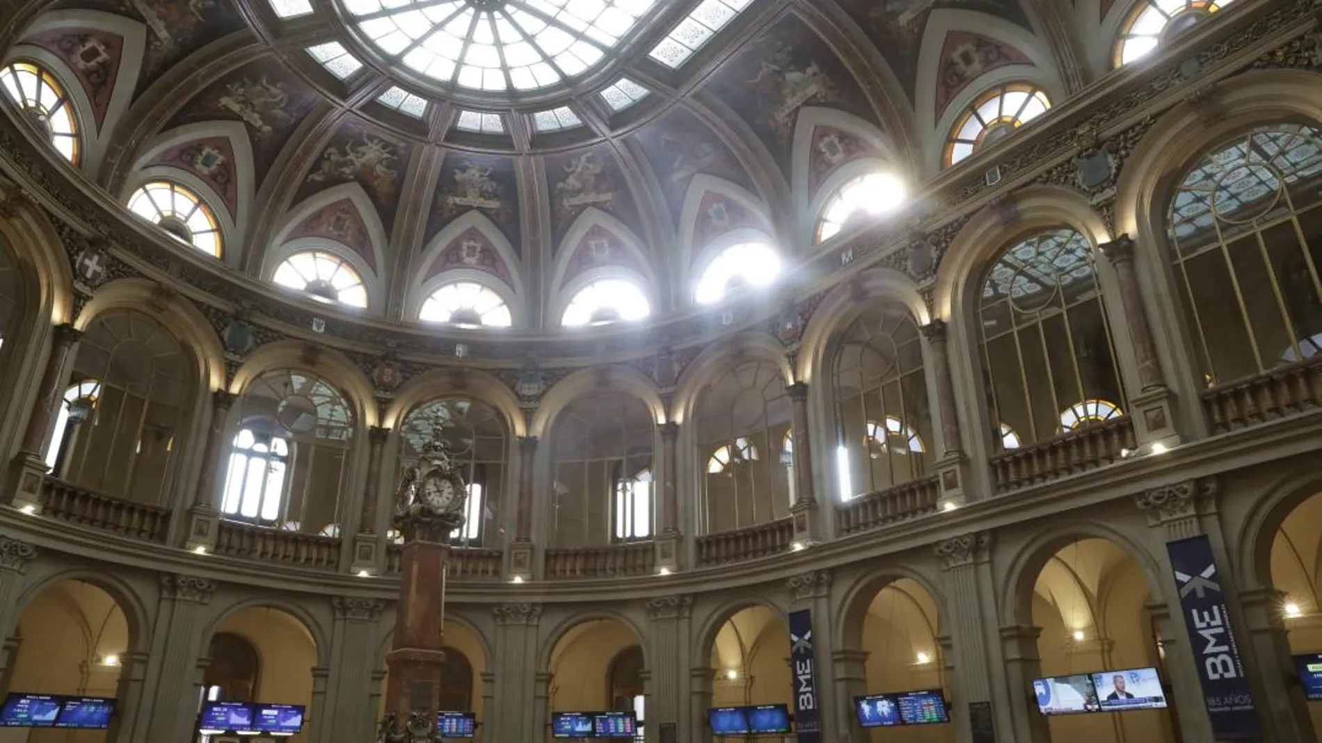 Imagen de archivo de la Bolsa española / Efe