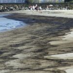 Vertido de crudo en la playa del Rinconcillo en Algeciras (Cádiz) ocurrido en 2011.