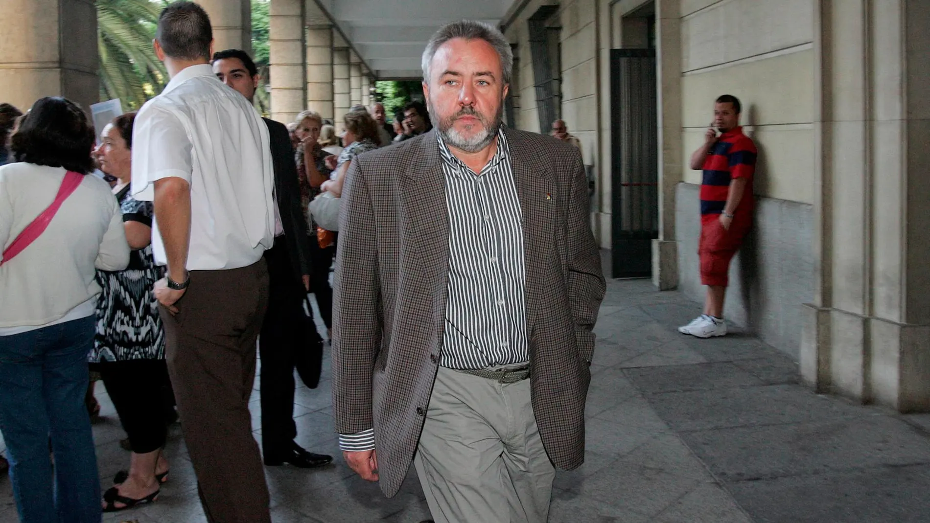 Condenado el ex alcalde de Burguillos a 3 años de inhabilitación por un delito de prevaricación