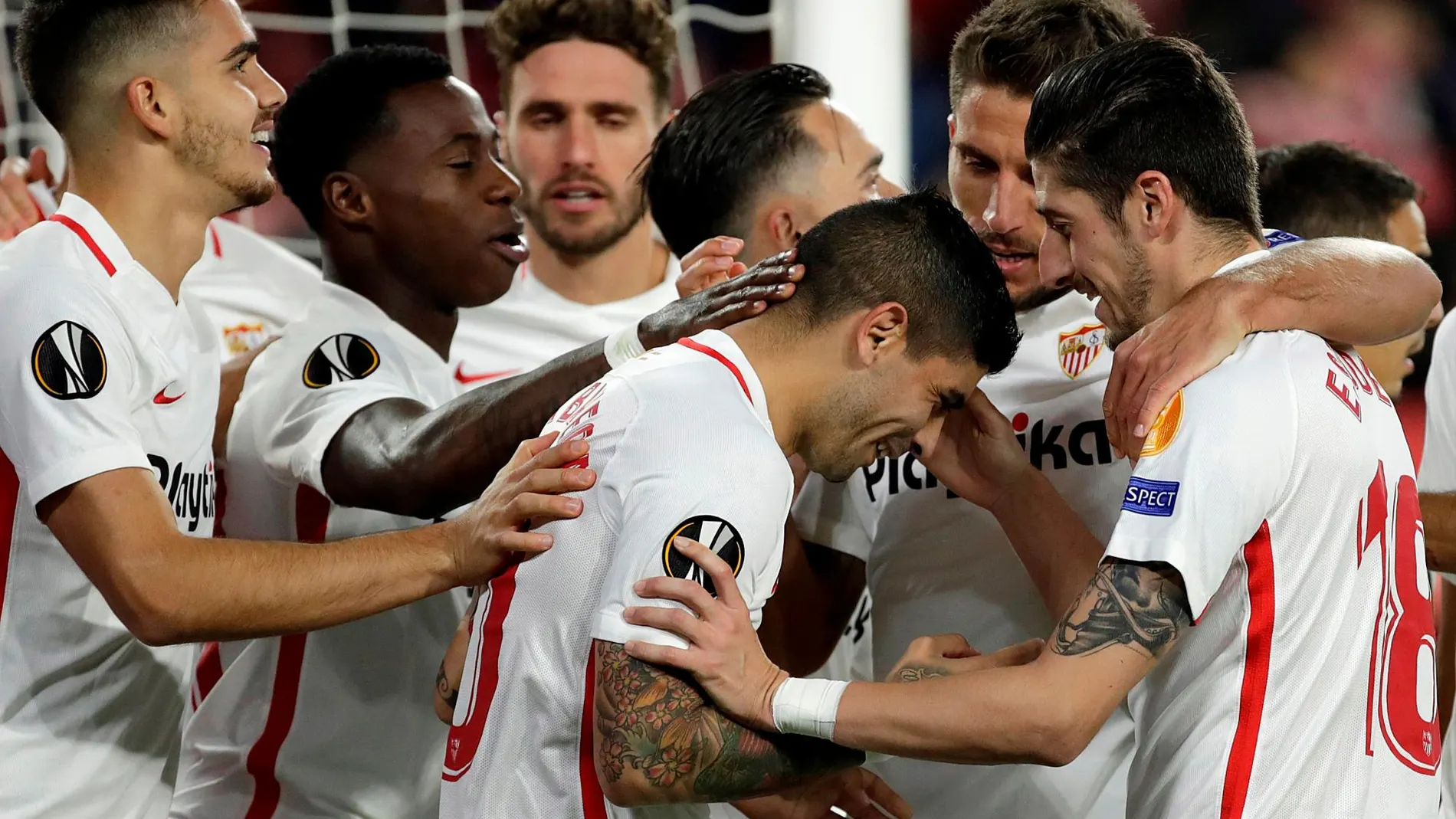 El centrocampista argentino del Sevilla, Éver Banega, ha vuelto a marcar del Penalti contra el Girona