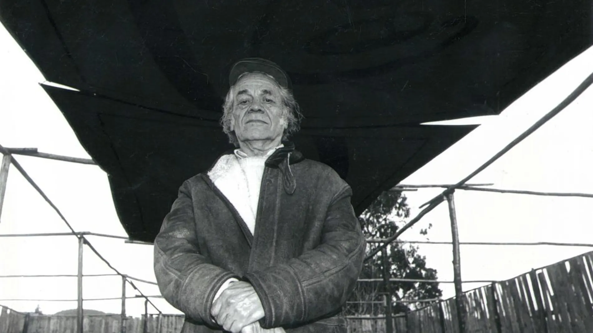 Fotografía de archivo fechada en 2001 del escritor chileno Nicanor Parra