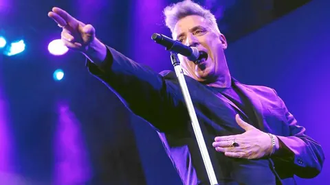 Loquillo y su banda ofrecieron en Las Ventas un concierto de casi tres horas