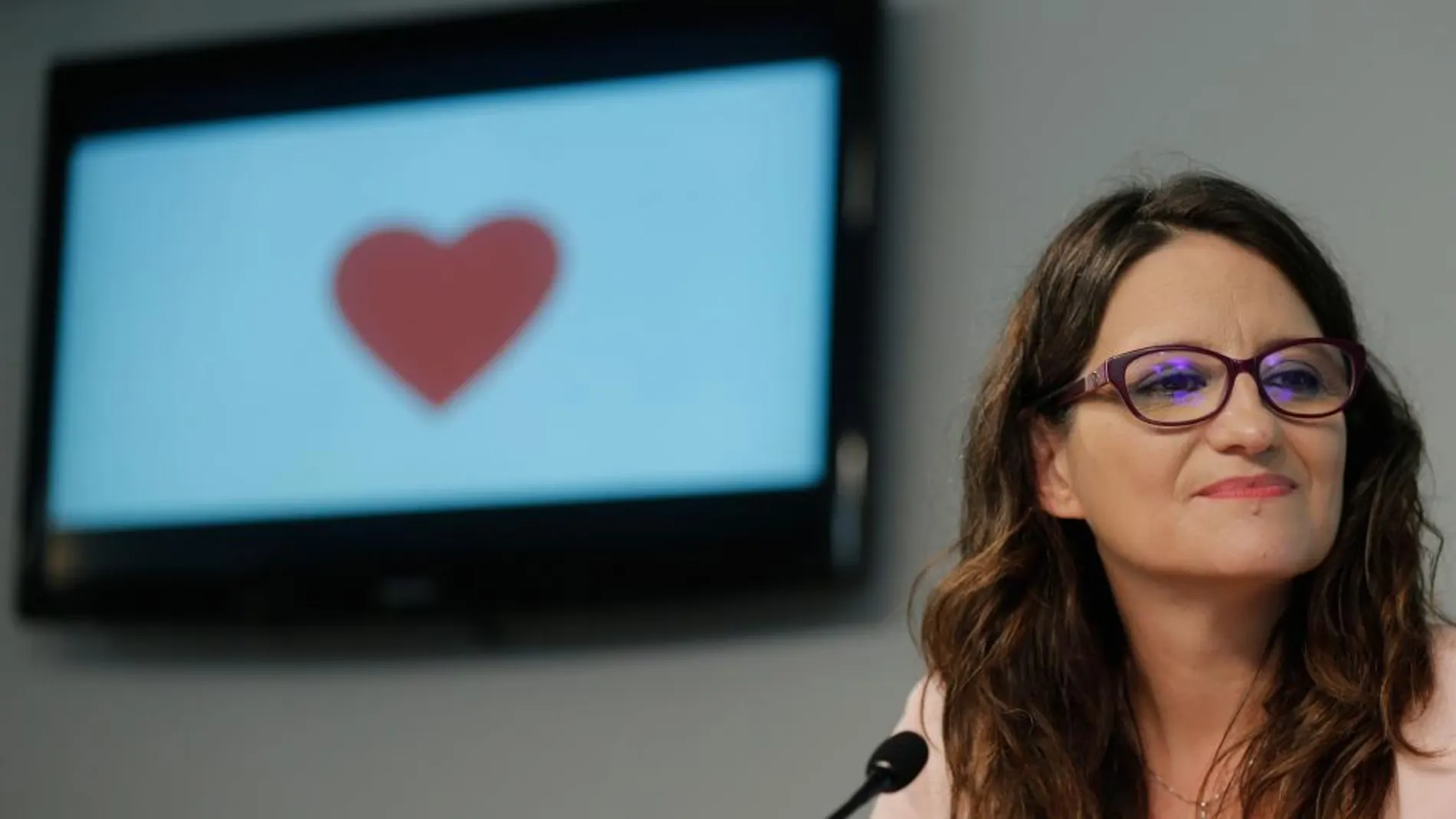 La vicepresidenta y portavoz, Mónica Oltra, tras la reunión del pleno del Consell