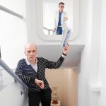 En primer plano, Luis Valverde; detrás, José Martínez en Espacio Mínimo