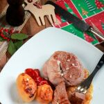 Un plato de carne es buena opción para un rico menú en Nochevieja / Directoalpaladar.com