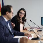 El conseller de Hacienda, Vicent Soler, y la vicepresidenta del Consell, Mónica Oltra