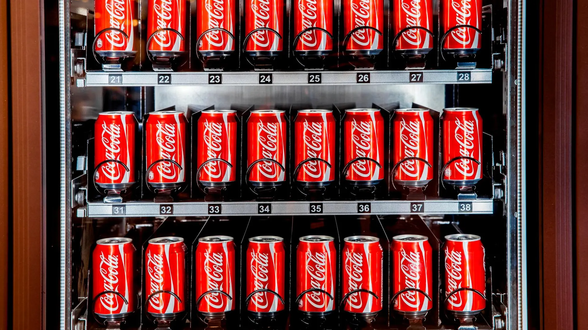 Un máquina expendedora de latas de coca-cola, en una imagen de archivo / Dreamstime
