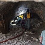Agentes de la Guardia Civil en el operativo de rescate de los tres espeleólogos en la cueva de La Obriga / Foto: Efe