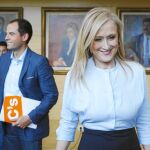 Enfrentados también en la regeneración. El debilitamiento de los lazos entre Cifuentes y Aguado se hizo ayer más evidente
