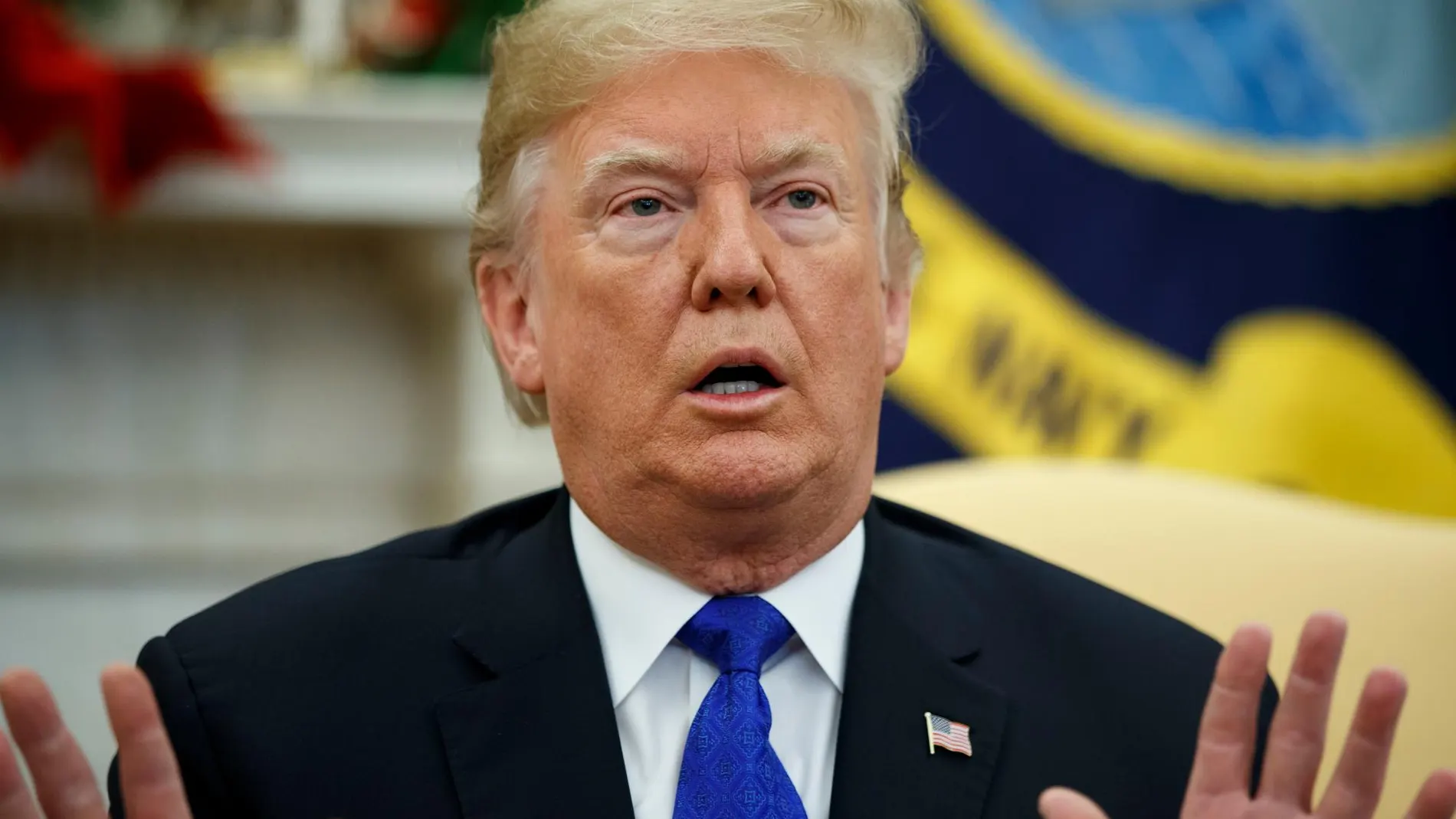 El presidente de EEUU, Donald Trump, durante una reunión en el Despacho Oval de la Casa Blanca / Ap