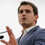 El presidente de Ciudadanos, Albert Rivera, durante la rueda de prensa que ha ofrecido hoy tras la reunión del Comité Ejecutivo Nacional del partido