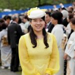 La princesa Ayako, tercera hija de la princesa Hisako y el fallecido príncipe Takamado, primo del emperador Akihito, durante una fiesta en el Palacio Akasaka de Tokio el pasado abril.