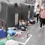 En julio visitaron Madrid más turístas que nunca y también se registró un incremento de más del 20% en las quejas por falta de limpieza y acumulación de basuras
