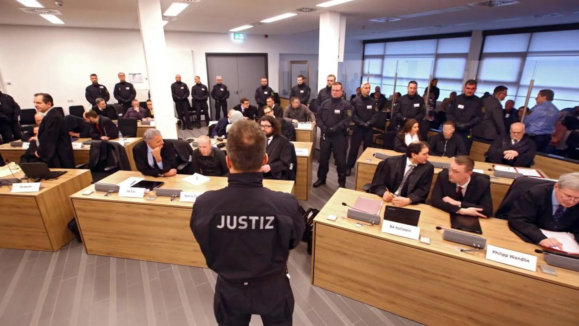 Proclamación de la sentencia en la Audiencia de Dresde