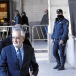 Griñán, a su llegada esta semana a la Audiencia de Sevilla