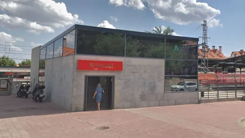 Estación de Cercanías de El Escorial, donde ocurrió el accidente. (Foto: Google Maps)