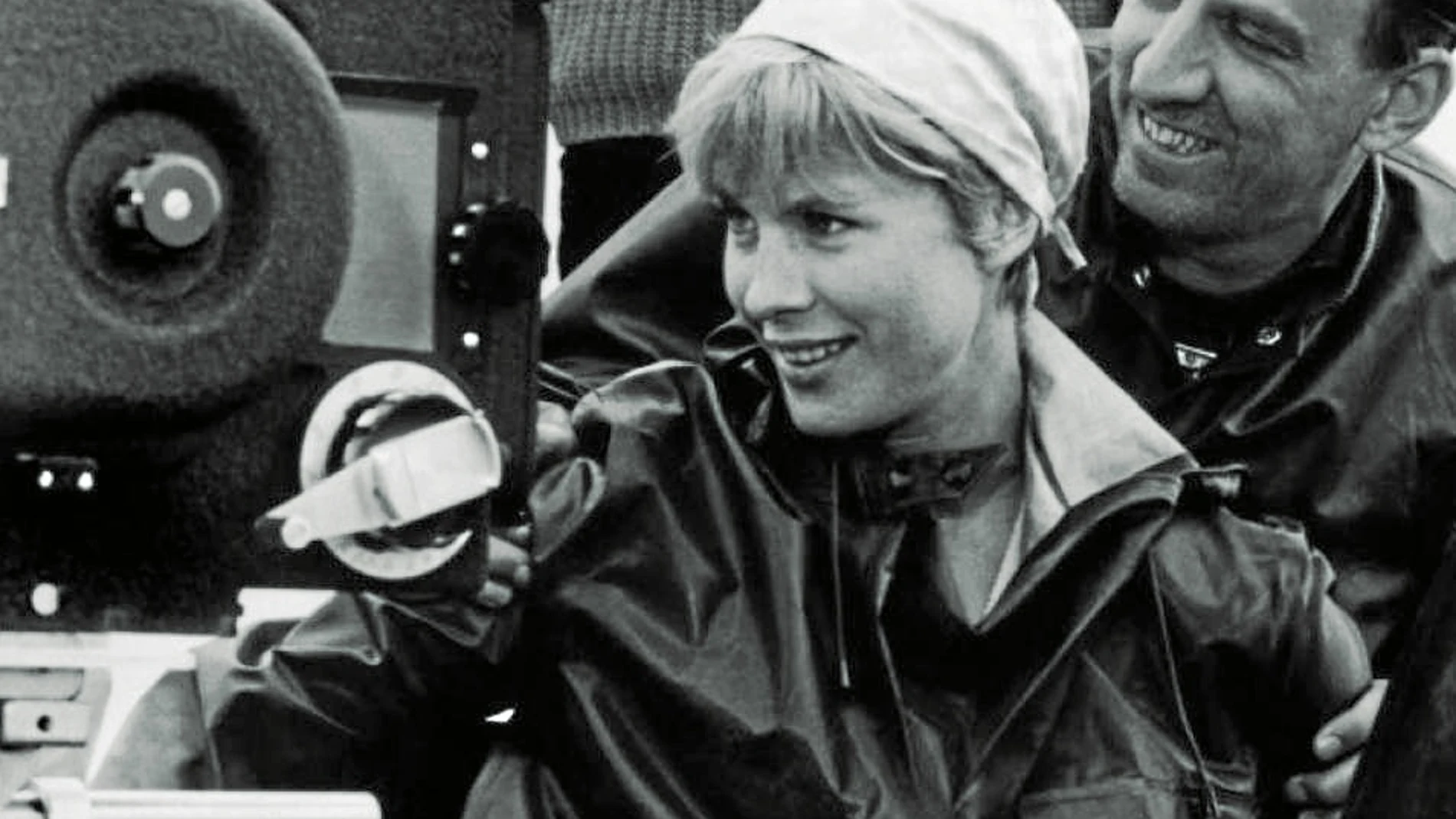 La actriz, en el rodaje de «Persona», junto a Ingmar Bergman, quien la convirtió en una de sus actrices de referencia