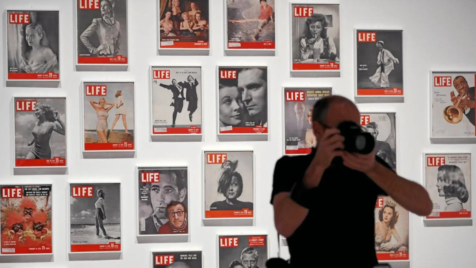 Cocteau firmó 101 portadas de la revista LIFE
