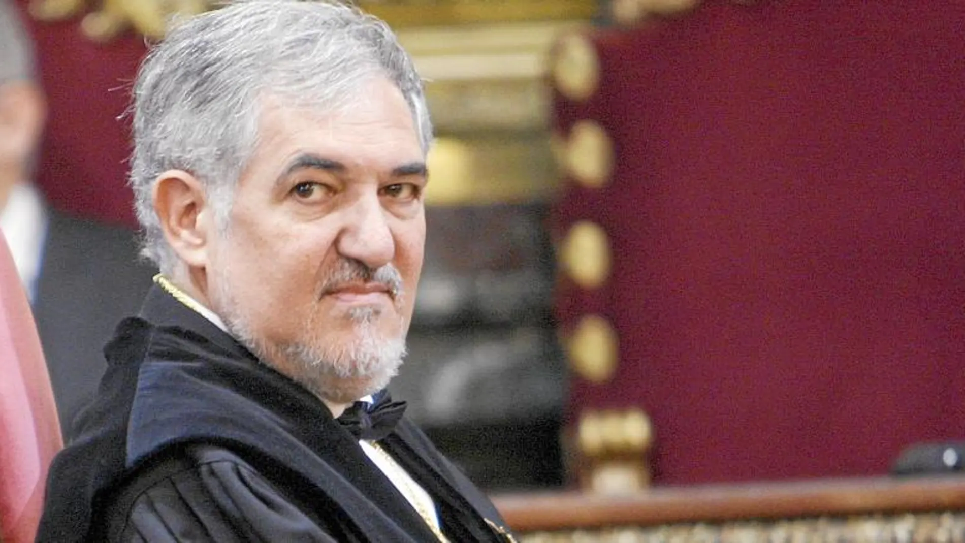 Pumpido aspira a dejar la Sala Penal del Supremo y pasar sus próximos nueve años en el TC