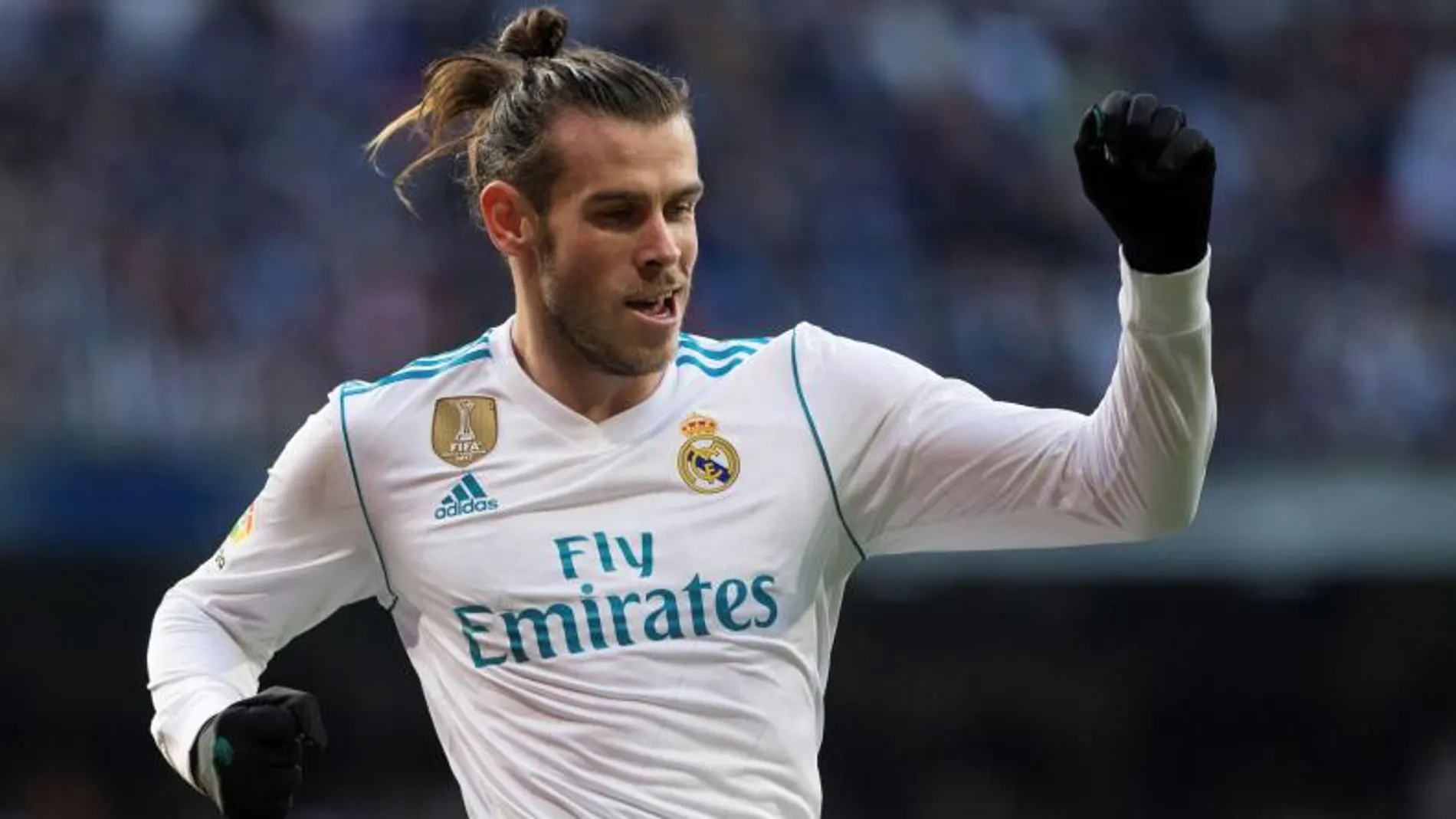 Gareth Bale celebra su segundo gol ante el Deportivo, el tercero del equipo. EFE/ Rodrigo Jiménez