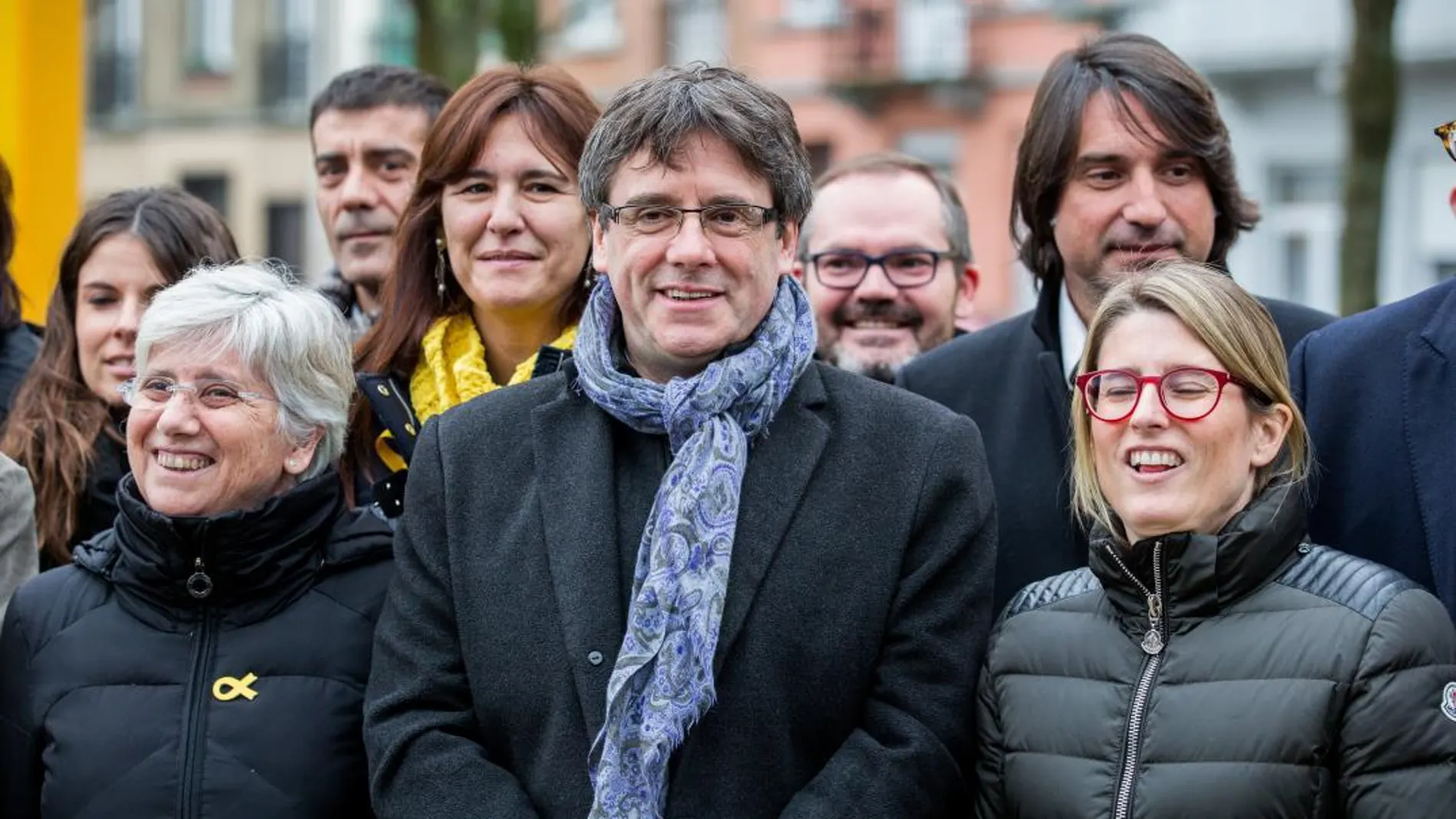 Carles Puigdemont con Elsa Artadi, el pasado 12 de enero en Bruselas/Efe