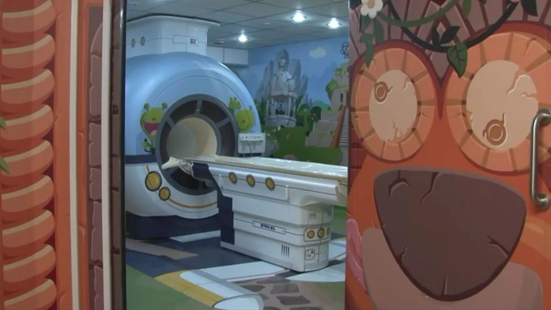 El Hospital Garrahan ha convertido su sala de resonancias magnéticas en una aventura para sus pacientes, que tendrán que ayudar a un extraterrestre a encontrar su nave.