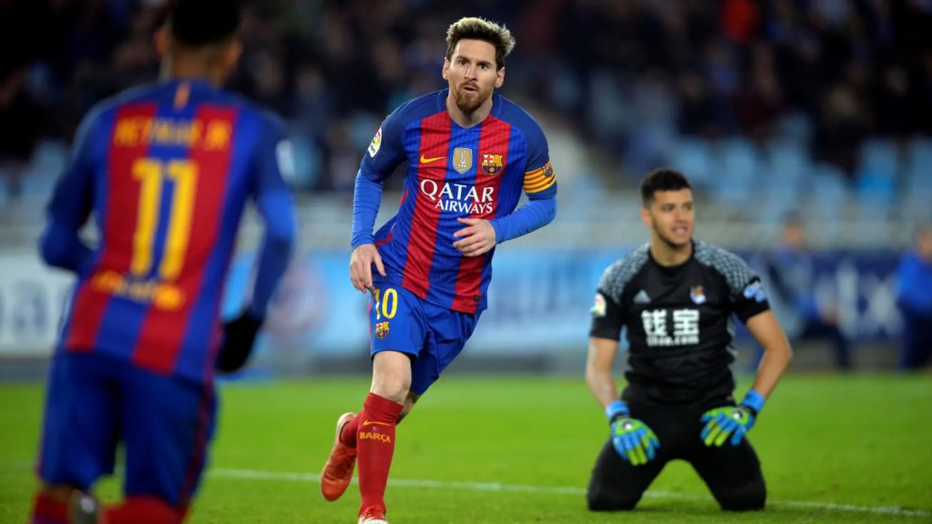 Leo Messi celebra el tanto del empate en Anoeta