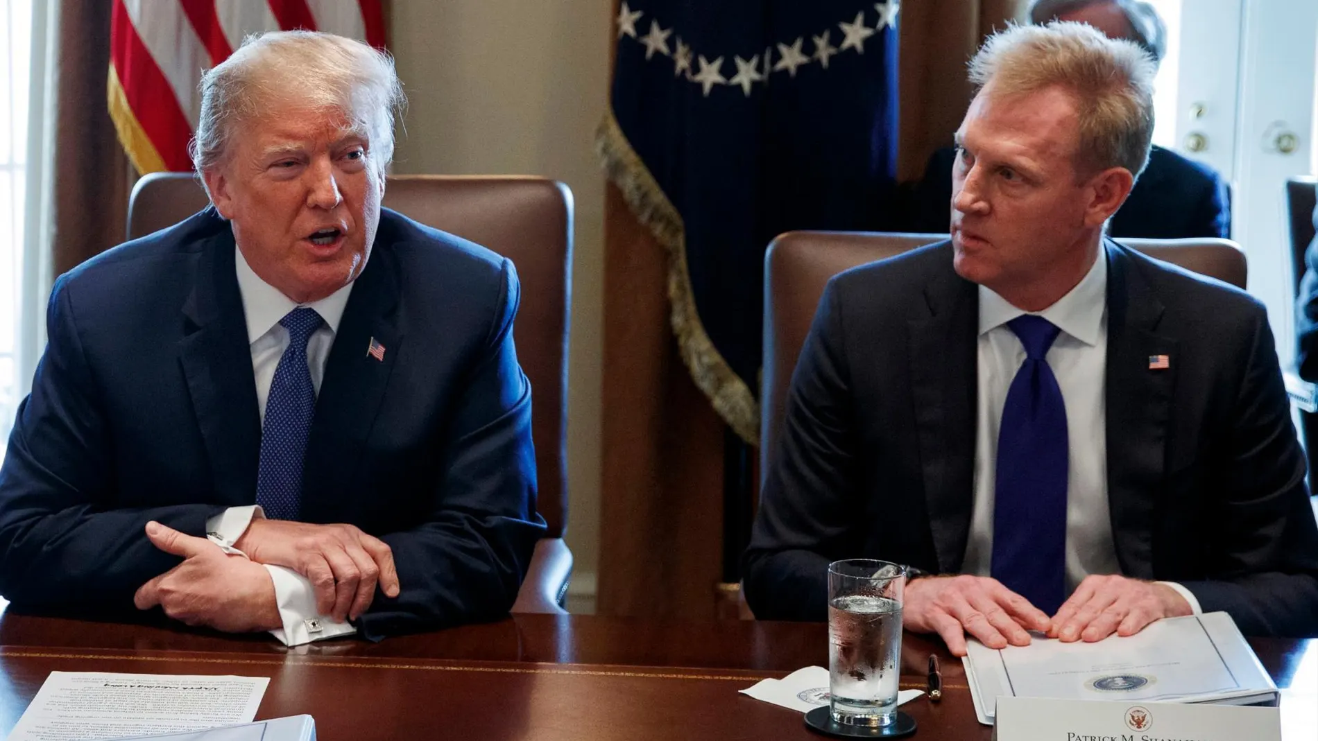 Donald Trump junto al nuevo secretario de Defensa, Patrick Shanahan / AP