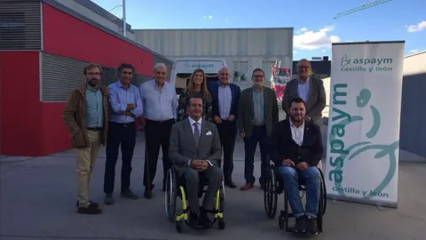 El Partido Popular de Valladolid, con Jesús Julio Carnero al frente, se reúne con la directiva de Aspaym, en el primero de los encuentros sectoriales con la sociedad vallisoletana a los que se comprometió Jesús Julio Carnero cuando accedió a la presidencia de la formación en la provincia