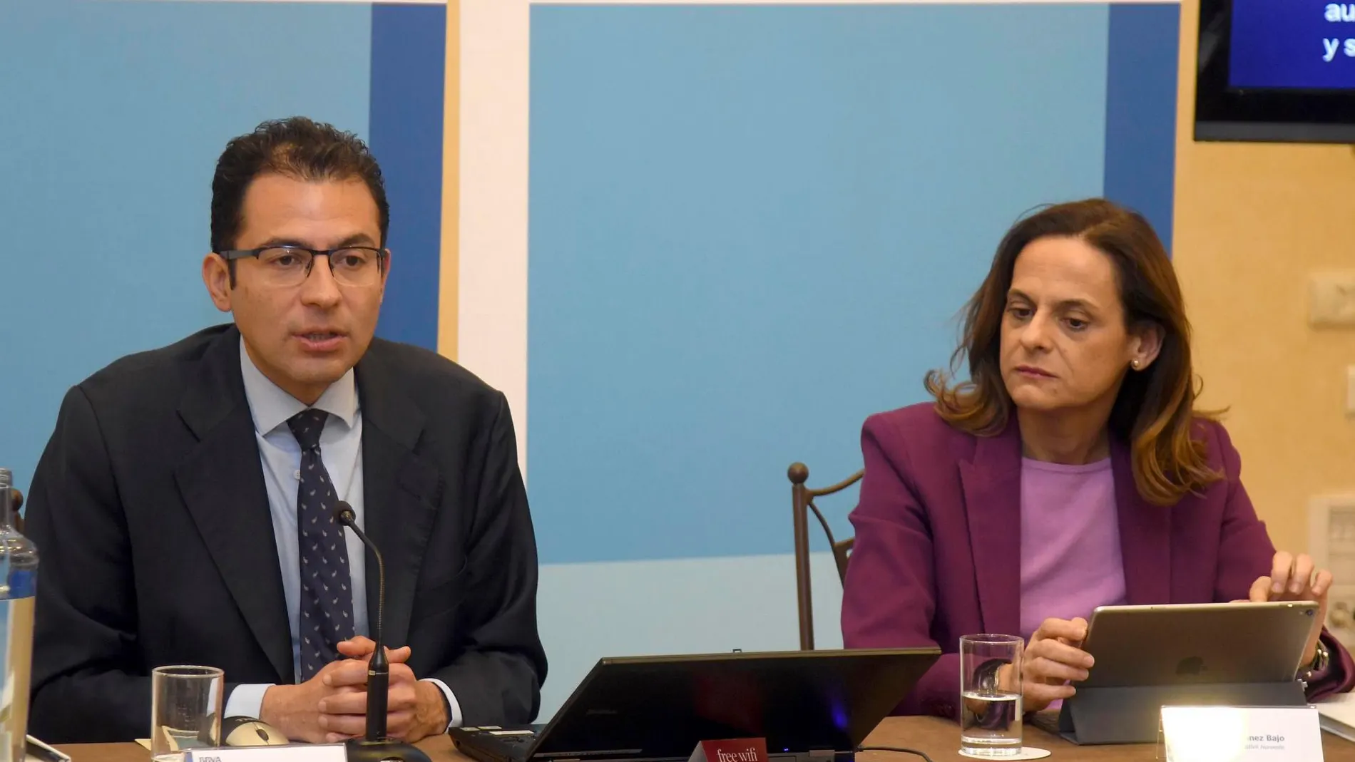 Miguel Cardoso y Yolanda Martínez-Bajo, presentan el informe en Burgos