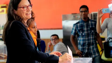 La candidata a la presidencia de la Generalitat Valenciana por Compromís, Mónica Oltra