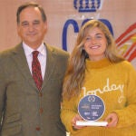 Alejandra Salazar, con el premio